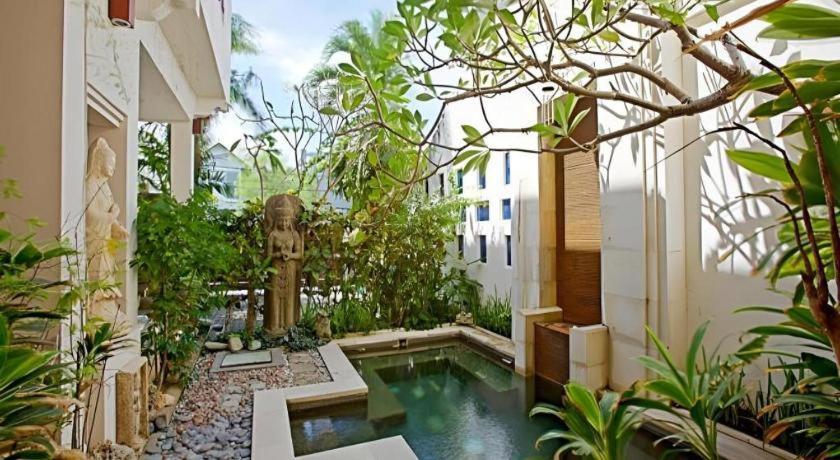 Al-Isha Dharamshala Hotel Kuta Lombok Exterior foto